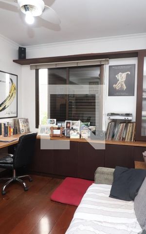 Apartamento à venda com 175m², 3 quartos e 3 vagasEscritório