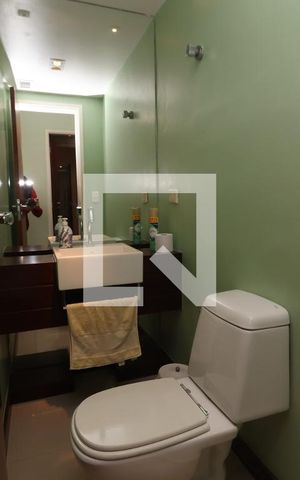 Apartamento à venda com 175m², 3 quartos e 3 vagasLavabo