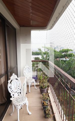 Apartamento à venda com 175m², 3 quartos e 3 vagasSacada