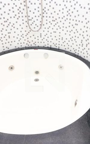 Apartamento à venda com 175m², 3 quartos e 3 vagasBanheiro da Suíte