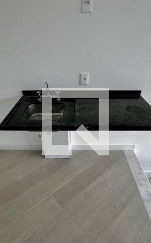 Studio para alugar com 23m², 1 quarto e sem vaga Studio para alugar com 23m², 1 quarto e sem vagaCozinha