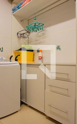Casa à venda com 400m², 6 quartos e 4 vagasÁrea de Serviço