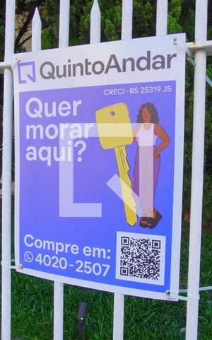Casa à venda com 400m², 6 quartos e 4 vagasPlaquinha