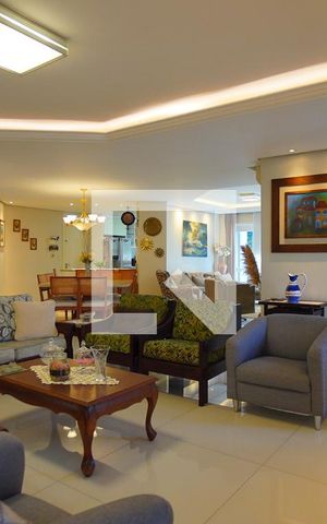 Casa à venda com 400m², 6 quartos e 4 vagasSala