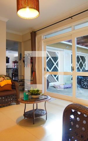 Casa à venda com 400m², 6 quartos e 4 vagasSala 2
