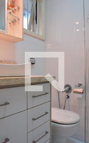 Casa à venda com 400m², 6 quartos e 4 vagasBanheiro da Suíte 1