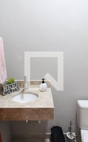 Casa à venda com 145m², 3 quartos e 2 vagasÁrea de Serviço - Lavabo
