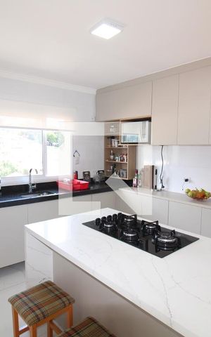 Casa à venda com 145m², 3 quartos e 2 vagasCozinha