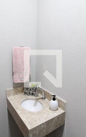 Casa à venda com 145m², 3 quartos e 2 vagasÁrea de Serviço - Lavabo