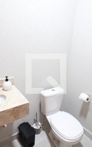 Casa à venda com 145m², 3 quartos e 2 vagasÁrea de Serviço - Lavabo