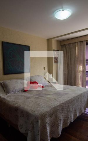 Apartamento à venda com 345m², 5 quartos e 4 vagas Apartamento à venda com 345m², 5 quartos e 4 vagasSuíte 5