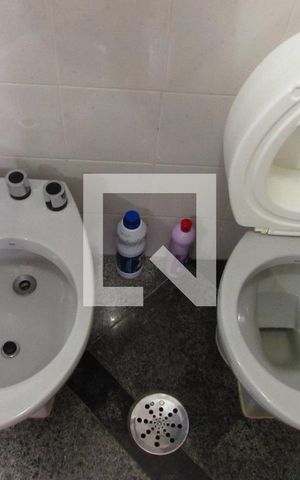 Apartamento à venda com 155m², 4 quartos e 3 vagasBanheiro da Suíte 2