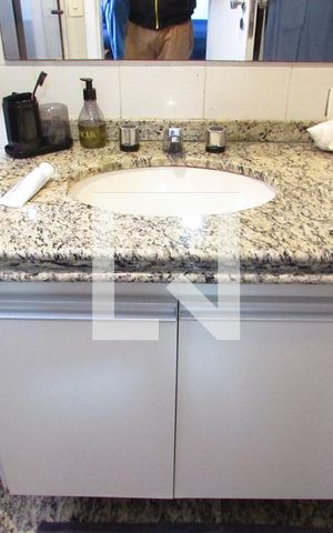 Apartamento à venda com 155m², 4 quartos e 3 vagasBanheiro da Suíte 1