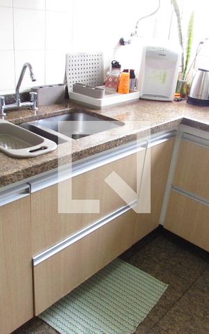 Apartamento à venda com 155m², 4 quartos e 3 vagasCozinha