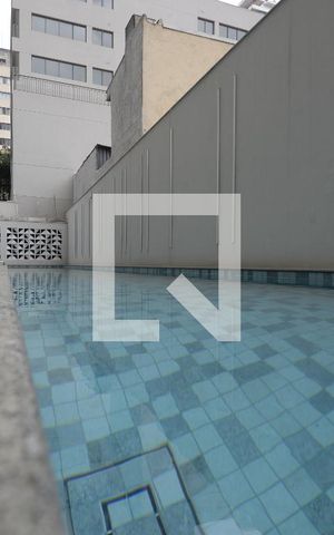 Studio à venda com 24m², 1 quarto e sem vagaPiscina