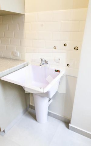 Apartamento para alugar com 87m², 3 quartos e 1 vagaÁrea de Serviço - tanque