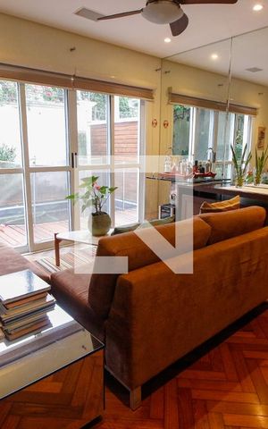 Casa à venda com 230m², 3 quartos e 2 vagasSala
