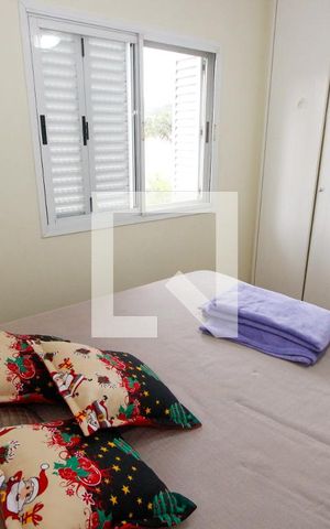 Casa à venda com 230m², 3 quartos e 2 vagasSuíte 2