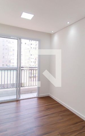 Apartamento à venda com 44m², 2 quartos e sem vaga Apartamento à venda com 44m², 2 quartos e sem vagaSala