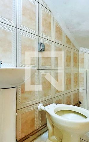 Casa à venda com 120m², 2 quartos e 4 vagas Casa à venda com 120m², 2 quartos e 4 vagasLavabo