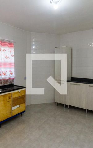Casa para alugar com 70m², 1 quarto e 1 vaga Casa para alugar com 70m², 1 quarto e 1 vagaCozinha