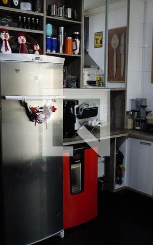 Casa de condomínio à venda com 240m², 3 quartos e 1 vagaCozinha