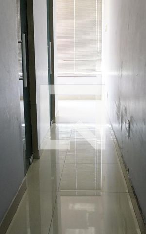 Casa de condomínio à venda com 240m², 3 quartos e 1 vagaCorredor Suite 3