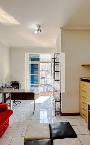 Apartamento à venda com 39m², 1 quarto e sem vagaSala