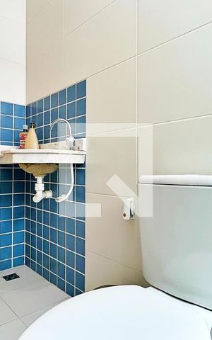 Casa para alugar com 148m², 3 quartos e 3 vagas Casa para alugar com 148m², 3 quartos e 3 vagasBanheiro da Suíte 2