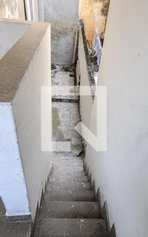 Casa à venda com 120m², 4 quartos e 1 vaga Casa à venda com 120m², 4 quartos e 1 vagaacesso aos pisos_1