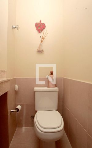 Apartamento à venda com 200m², 4 quartos e 3 vagasBanheiro 4 Lavabo