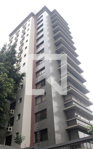 Apartamento à venda com 200m², 4 quartos e 3 vagasFachada