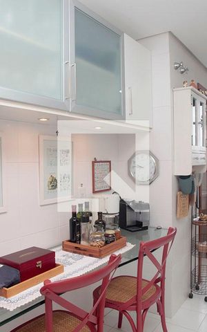 Apartamento à venda com 200m², 4 quartos e 3 vagasCozinha