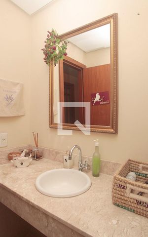 Apartamento à venda com 200m², 4 quartos e 3 vagasBanheiro 4 Lavabo