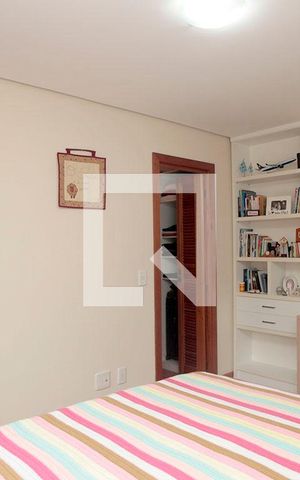 Apartamento à venda com 200m², 4 quartos e 3 vagasQuarto 1 Suíte