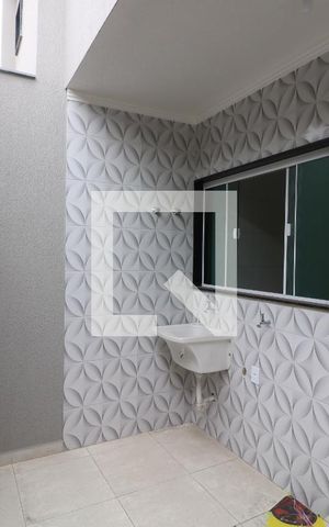 Casa à venda com 75m², 2 quartos e 1 vagaÁrea de Serviço