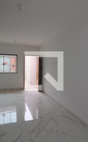 Casa à venda com 75m², 2 quartos e 1 vagaSala