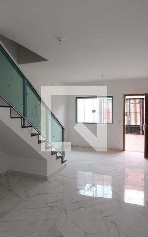 Casa à venda com 75m², 2 quartos e 1 vagaSala