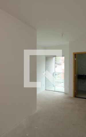 Casa à venda com 75m², 2 quartos e 1 vagaSuíte 2