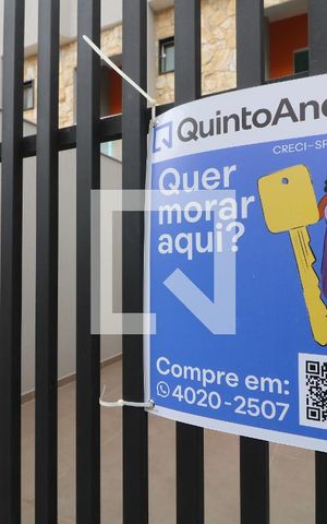 Casa à venda com 75m², 2 quartos e 1 vagaFachada