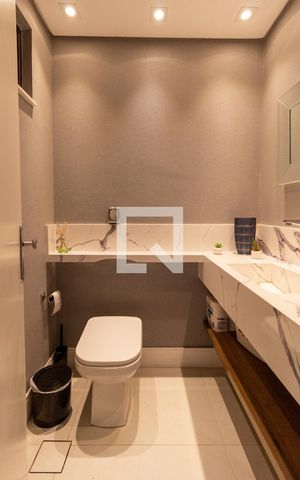 Apartamento para alugar com 140m², 3 quartos e 2 vagas Apartamento para alugar com 140m², 3 quartos e 2 vagasLavabo