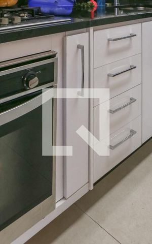 Apartamento à venda com 174m², 3 quartos e 3 vagas Apartamento à venda com 174m², 3 quartos e 3 vagasCozinha