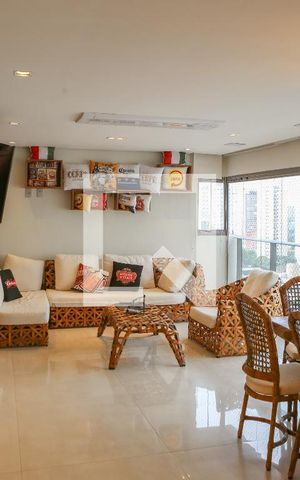 Apartamento à venda com 174m², 3 quartos e 3 vagas Apartamento à venda com 174m², 3 quartos e 3 vagasVaranda Gourmet