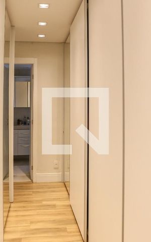 Apartamento à venda com 174m², 3 quartos e 3 vagas Apartamento à venda com 174m², 3 quartos e 3 vagasSuíte 1