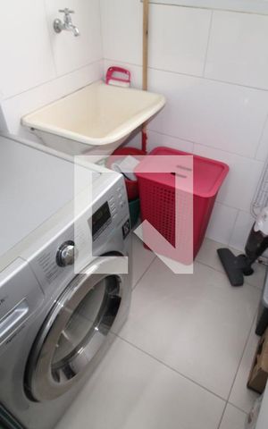 Apartamento à venda com 45m², 2 quartos e 1 vagaÁrea de Serviço