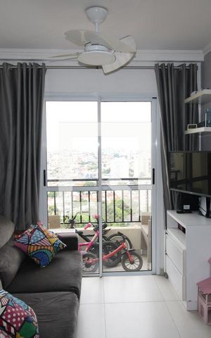 Apartamento à venda com 45m², 2 quartos e 1 vagaSala / Cozinha