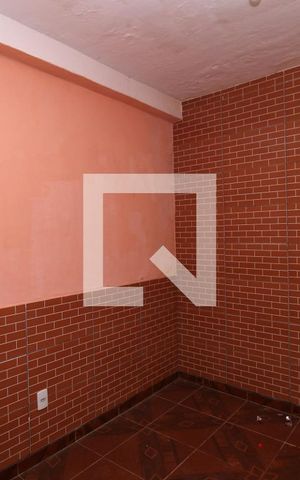 Casa para alugar com 42m², 1 quarto e sem vagaQuarto 1