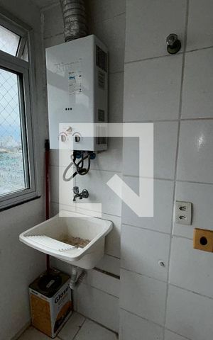 Apartamento para alugar com 55m², 2 quartos e 1 vagaÁrea de Serviço