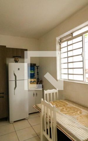Casa à venda com 252m², 2 quartos e 5 vagas Casa à venda com 252m², 2 quartos e 5 vagasCozinha