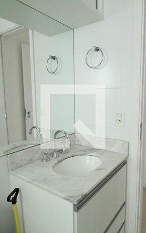 Apartamento à venda com 76m², 3 quartos e 1 vagaBanheiro da suíte